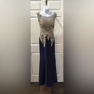 Unbranded Elegant Navy and Gold Evening Gown